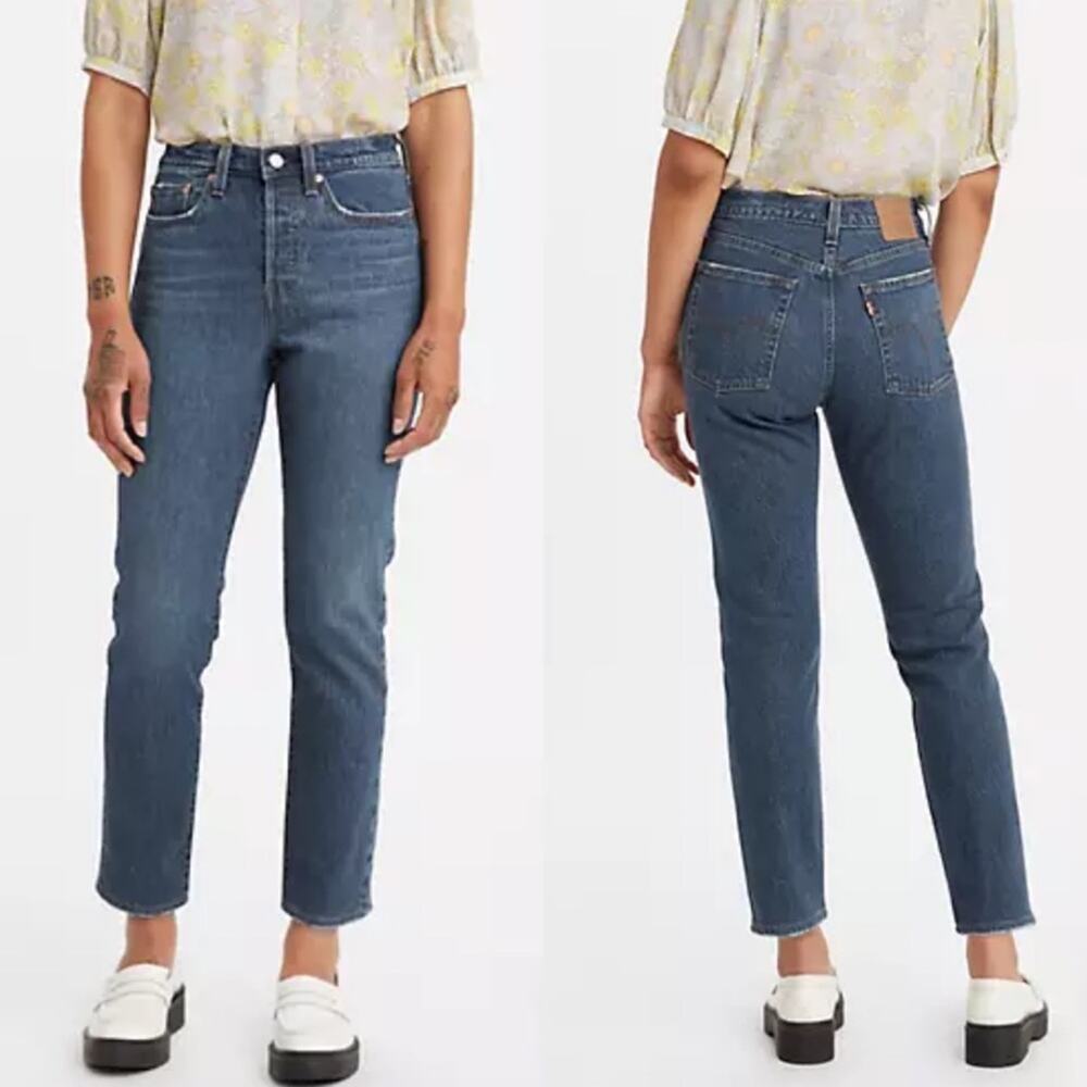 Levi’s Wedgie High Rise Raw Hem Dark‎ Wash Ankle Jeans